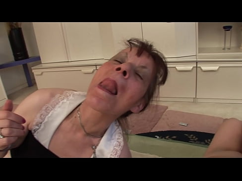 ❤️ Du avinoj kaj unu avo havas triopon ❤️ Malmola porno ĉe porno eo.xxxtophd.ru ❌❤